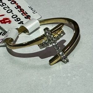 Genuine 10k Yellow Gold Diamond Cross Ring 1/12 diamond carat weight size 7